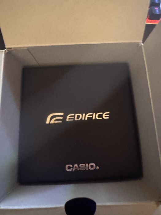 Edifice casio часовник