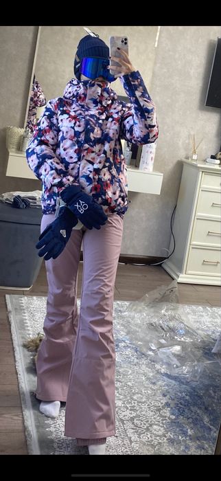 Женский горнолыжный костюм Roxy