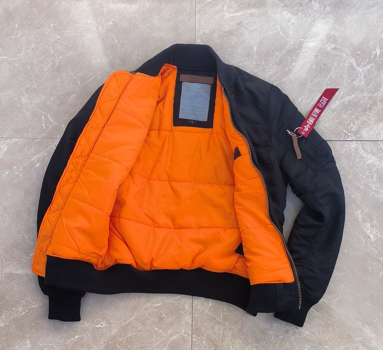 Alpha Industries Bomber Jacket размер S
