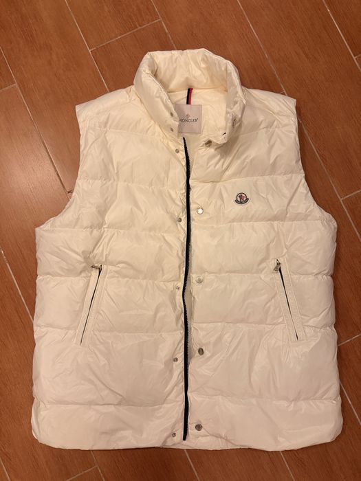 Vesta moncler autentica barbat marimea 7 originala alba