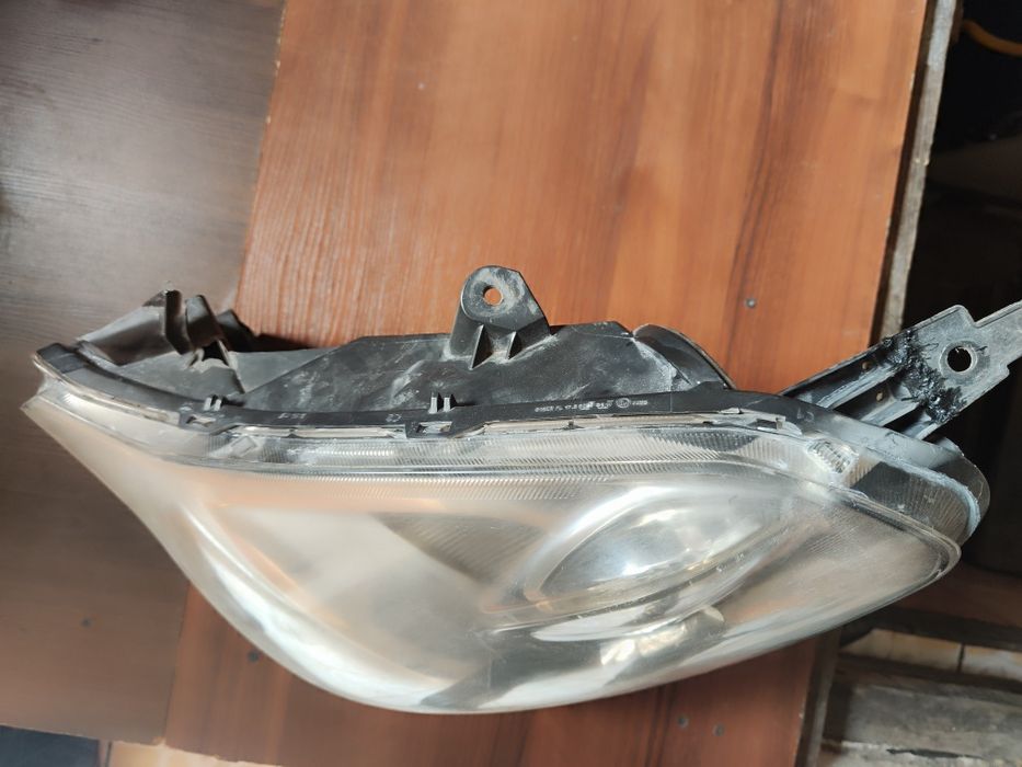 Ниссан альмера фары