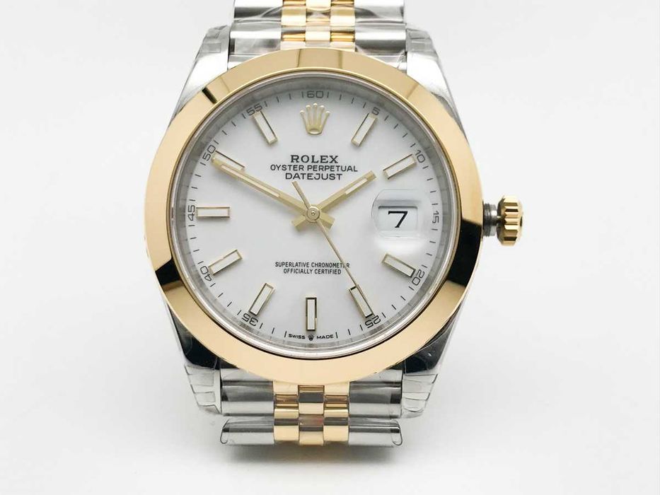 Rolex Datejust 41 – жълто злато, бял циферблат, Jubilee гривна – реални снимки