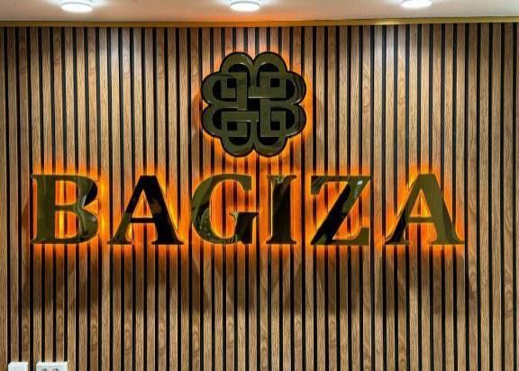 Tashqi reklama bukva banner arakal