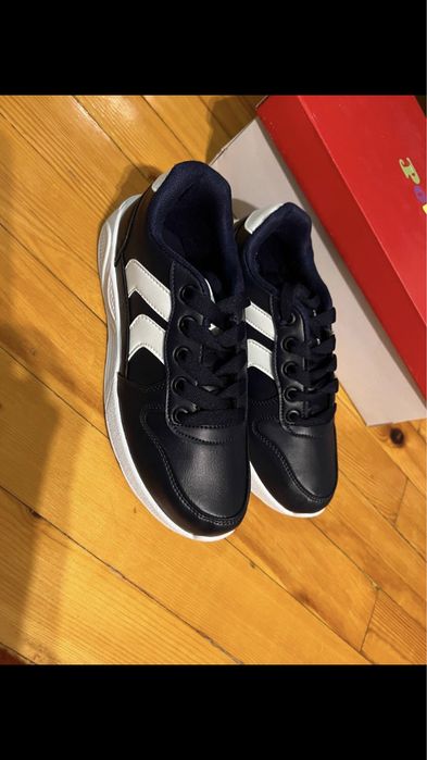 Кроссовки сандали