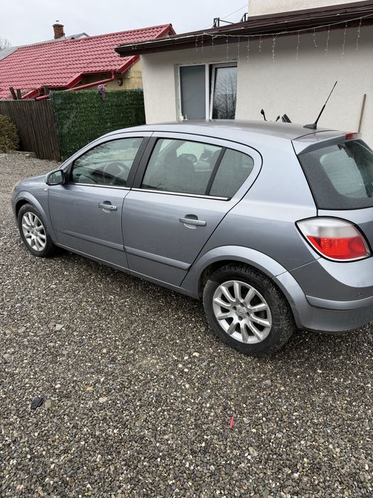 Opel Astra H 1.6 Benzina
