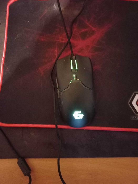 Laptop Acer с Гаранция + Мишка Клавиатура и Слушалки