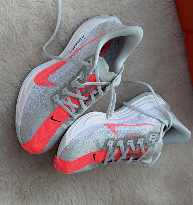Nike W Pegasus Plus  уникални летни дамски сникърси нови  38,5