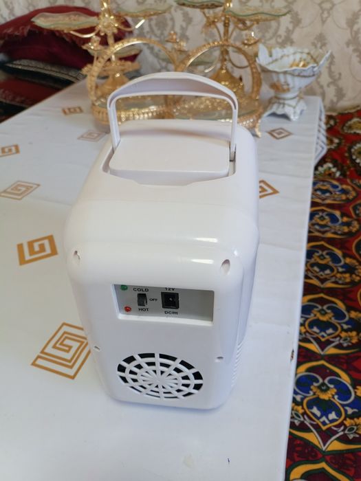 Продаю автомобильный холодильник