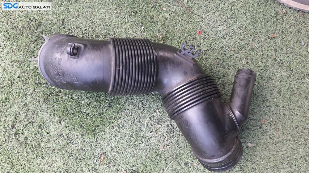 Conducta Racord Tub Tubulatura Admisie Aer Volkswagen Jetta 1.6 TDI CAYC CAYB 2009 - 2018 Cod 3C0129654M [C1477]