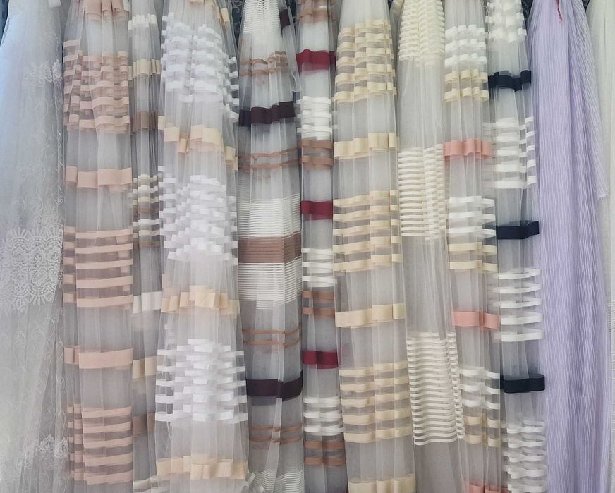 Тънки пердета хоризонтални райета