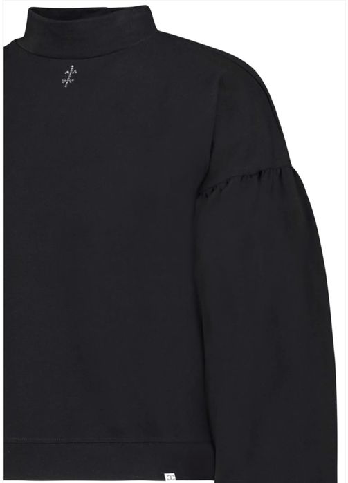 Чисто нов комплект на българския бранд Collection Ka Bo