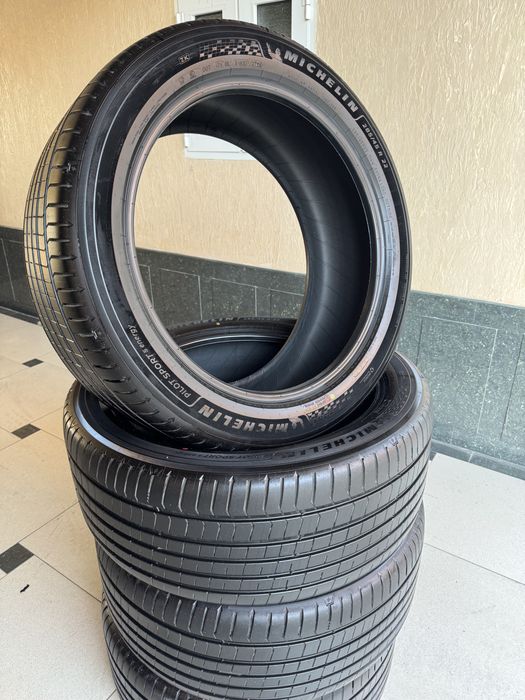 Michelin 285/45 r22