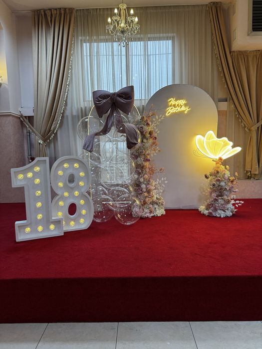 Arcada de baloane pentru botez, majorat sau nuntă.