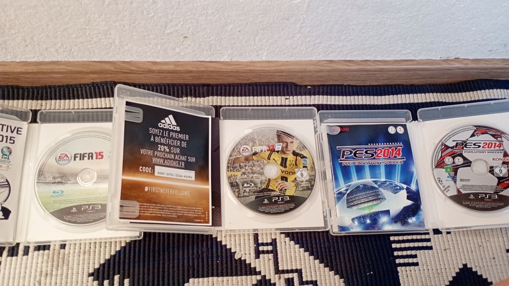 FIFA 15, 17 și PES 2014 pentru PS3