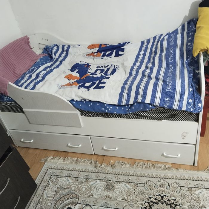 Продам детский кровать 5000