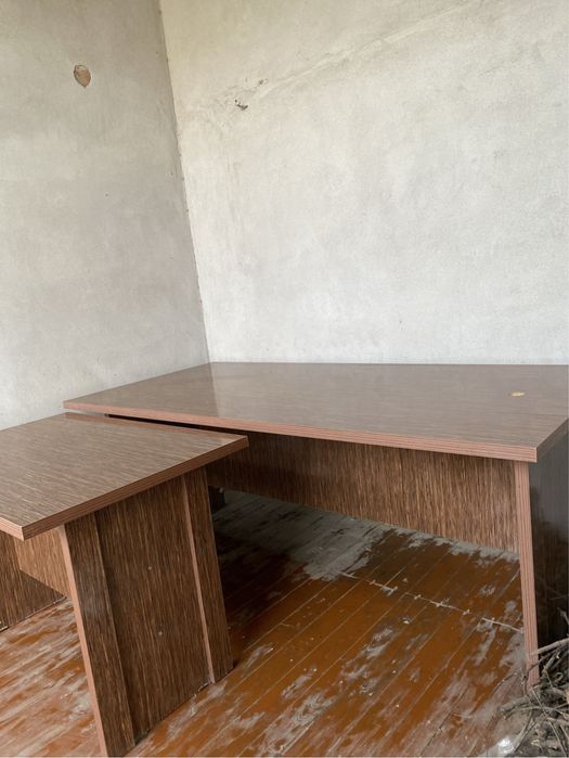 Ofis stol (офисный стол продаётся)