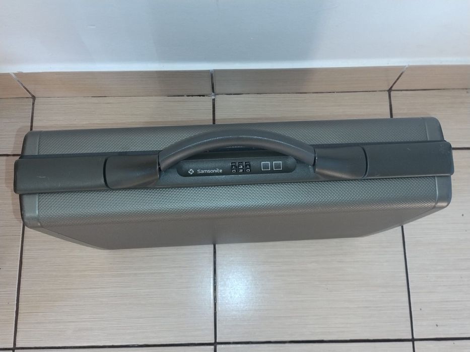 Servieta diplomat Samsonite