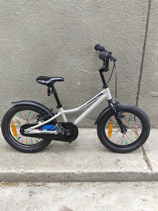 Bicicleta Copii GIANT Animator 16” – Concrete