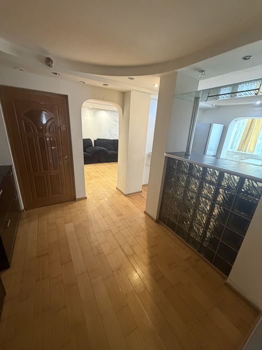 3 camere decmandat, zona General, mobilat si utilat,centrala, Ac,