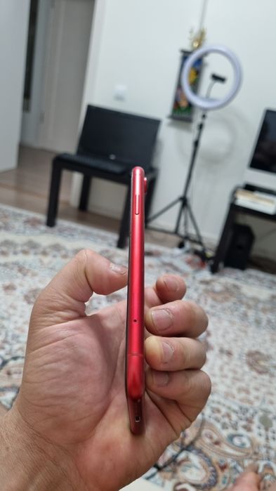 Iphone XR Red product Без торга