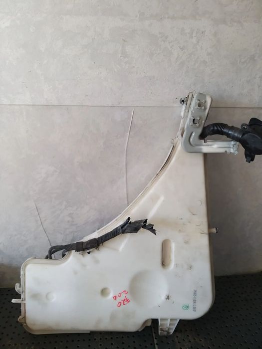 Vas lichid parbriz bmw seria 1 f20 f21 724167511