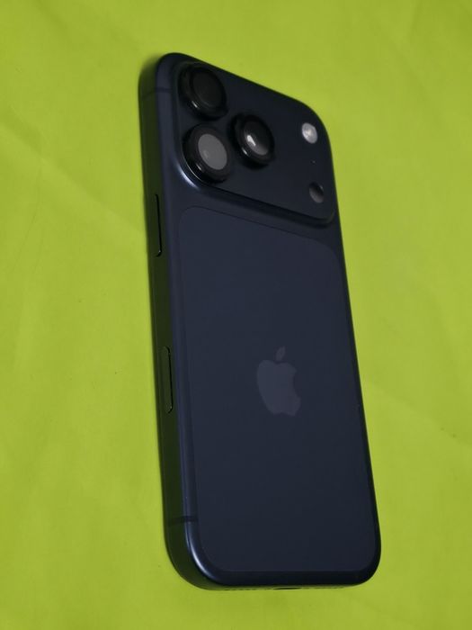 КАТО НОВ 256GB iPhone 17 Pro Yettel Гаранция 2028г. Blue | Син