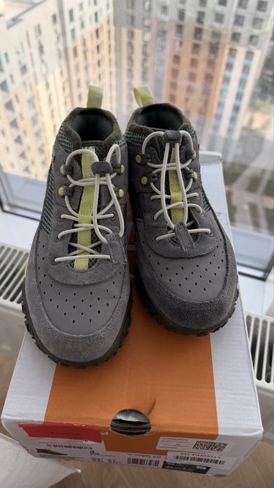 Продам Ботинки Timberland 35 размер