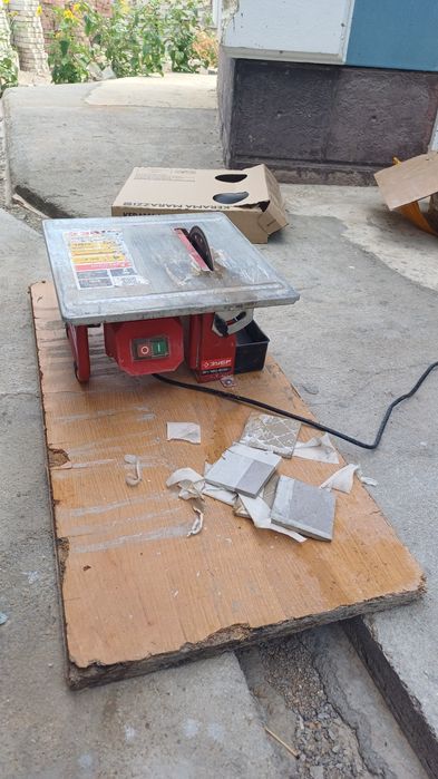 Продам  водяной плиткорез