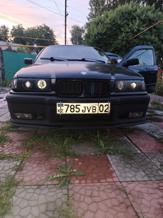 Продам авто BMW E36
