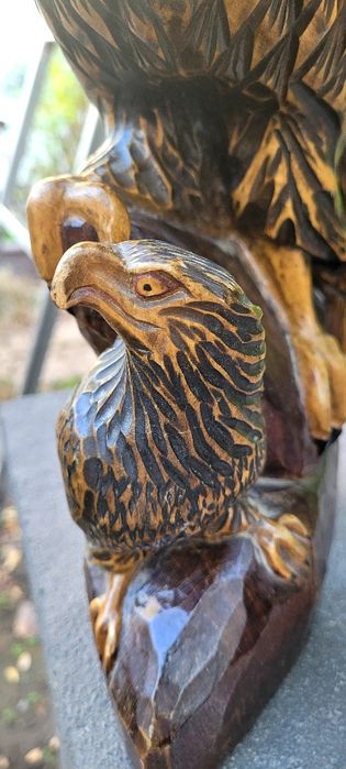 Орел с орлёнком из дерева раритетный