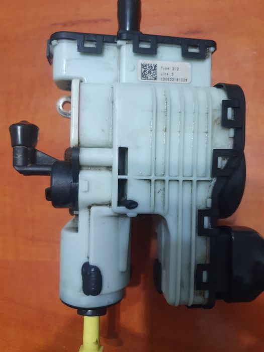 Pompa Ad blues mercedes w166  ML GLE