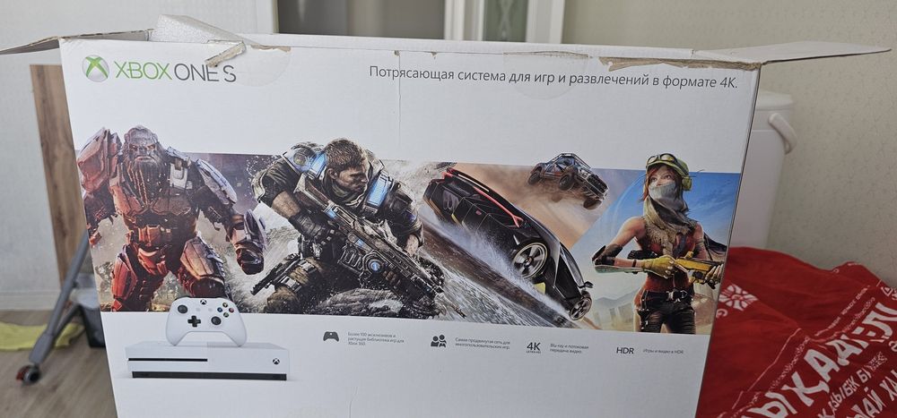 Продам Х box one S 1 Tb