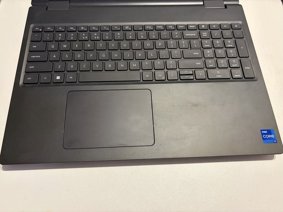 Dell Precision 7670 32gb Ram ddr5 i7 ssd