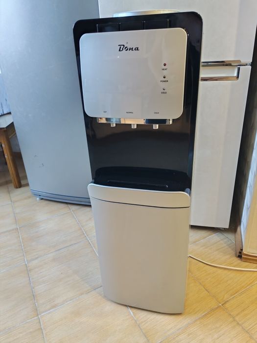 Продам кулер напольный Bona 310L