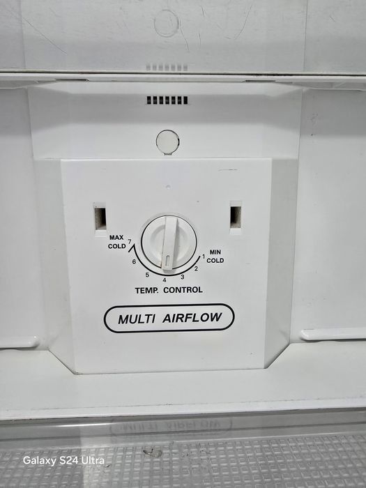 LG холодильник состояние отличное