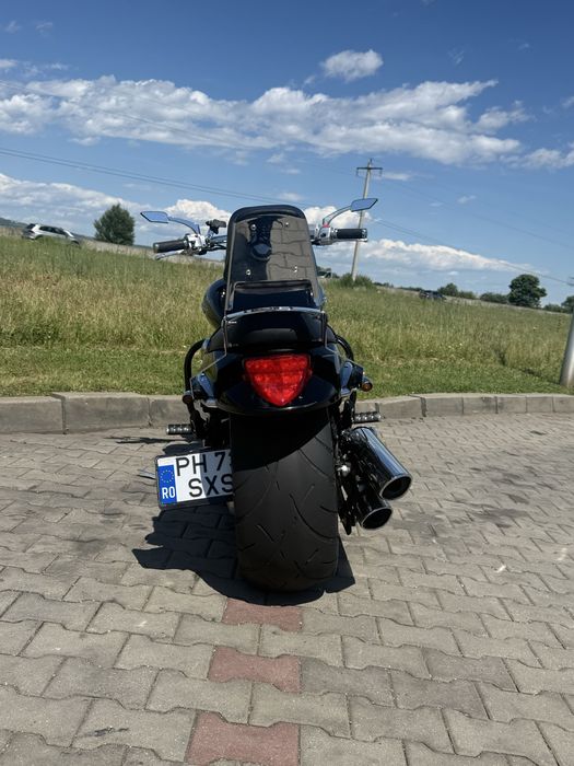 Suzuki intruder m109r m109r2