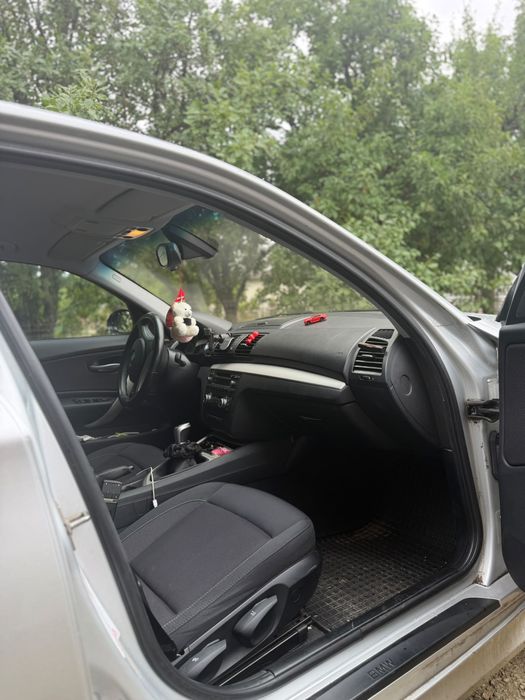 BMW 1 Series 2009 — imagine 5