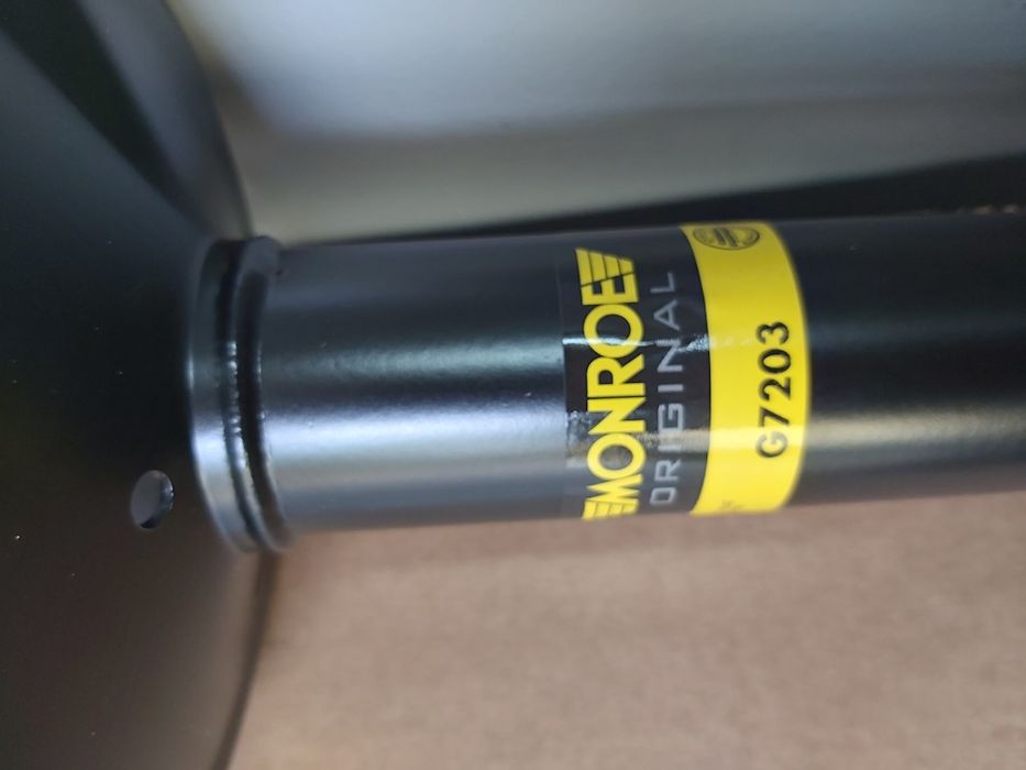 Предни амортисьори Дачия Логан/Сандеро DACIA/RENAULT