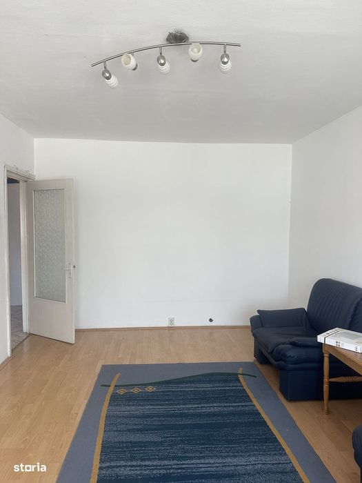 Campina - ultracentral - ap. 2 cam - mobilat - 250 Euro/Luna