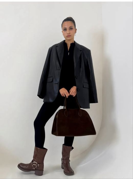 Стильные сапоги-чопперы