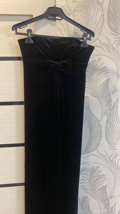 Продам платье с бантом