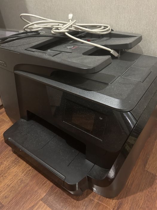 Цветной принтер б/у