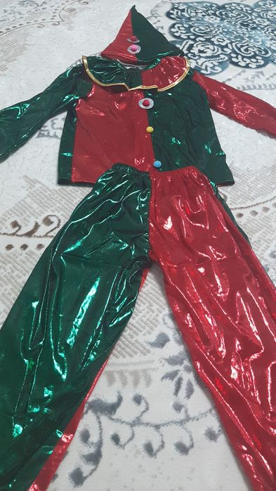 Продам новогодние костюмы