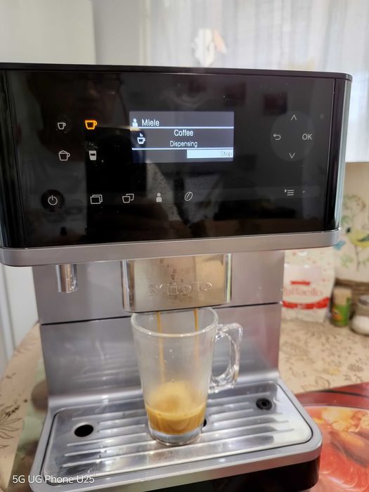 Автоматична кафемашина Miele. Кафе машина Miele.