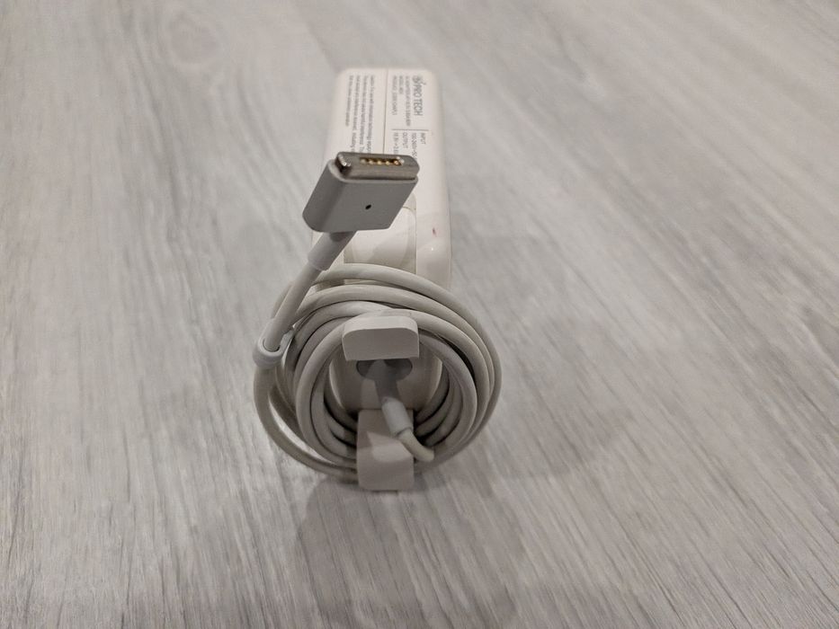 Încărcător Apple MagSafe 60W ORIGINAL – funcțional