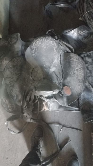 Ер тоқым, жүген сатамын