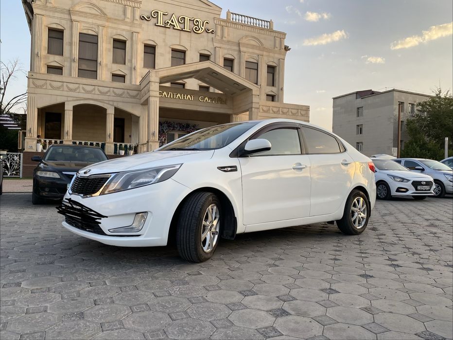 KiaRio сатылады.