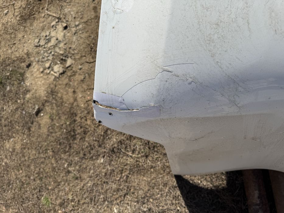 Бампер на камри.                 .