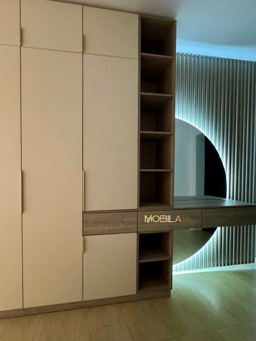 Mobilă la comandă – Bucătării, dormitoare, livinguri, birouri