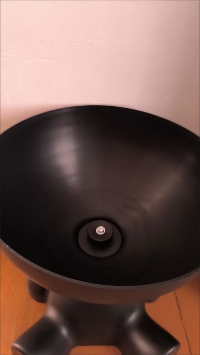 Продам.      столик